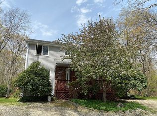 153 Fairway Dr, North Kingstown, RI 02852