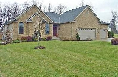 1st image of 914 Meadowood Dr