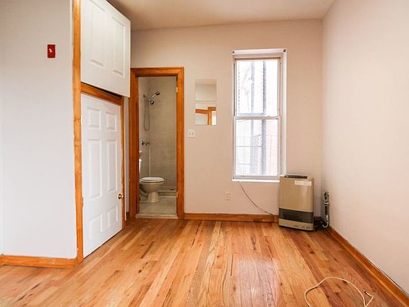 3rd image of 54 Howard Ave APT 2L