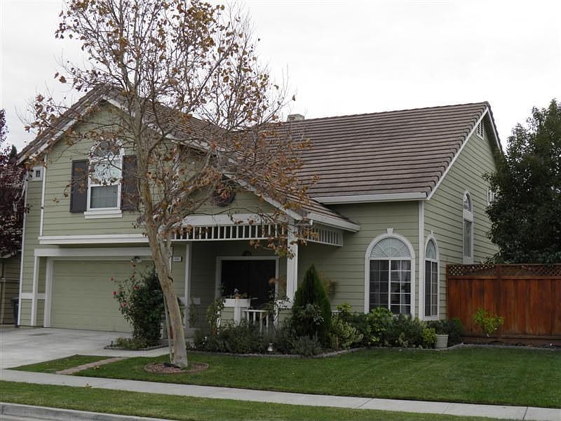 Welcome Home! Great Pleasanton Meadows Home