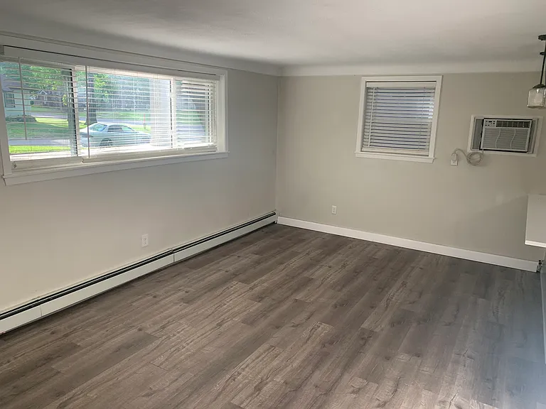 1726 Abell St #1 — Photo 11
