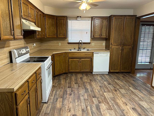 2nd image of 305 Martha Ave