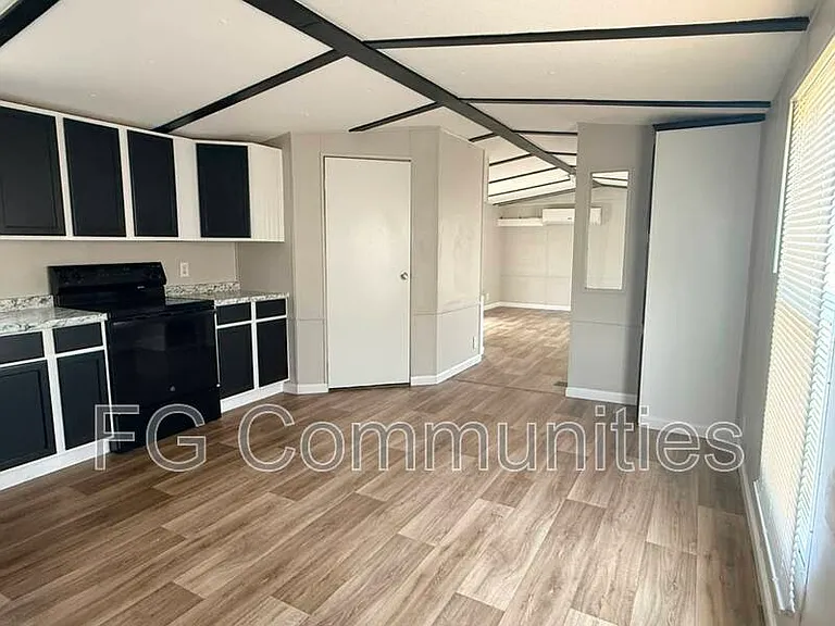 101 Ray Cir — Photo 11
