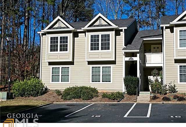 2nd image of 12 Springhedge Ct SE
