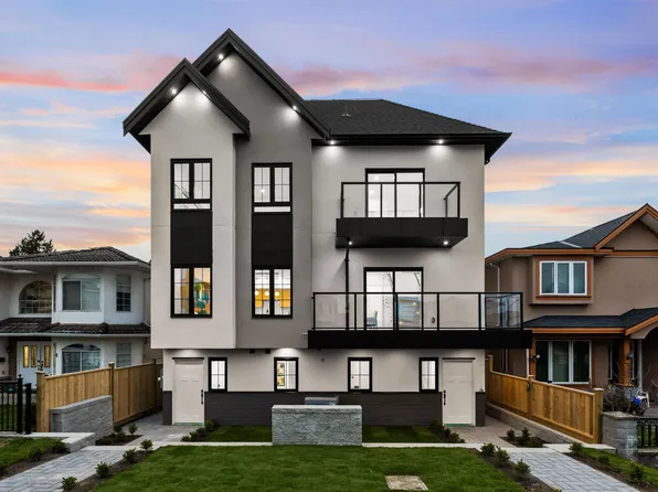 7353 12th Ave #1, Burnaby, BC V3N 2J8