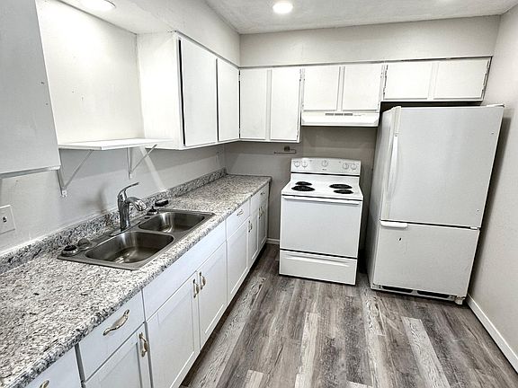 2nd image of 508 S 25th St #8