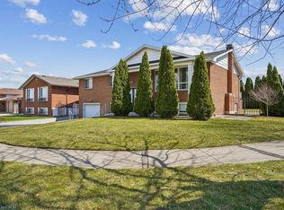 72 Eastbury Dr, Hamilton, ON L8E 2V5