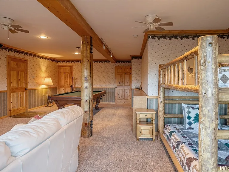 1165 Green Mountain Dr — Photo 36