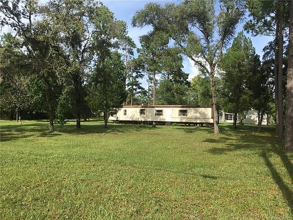 2nd image of 3519 N Holiday Dr