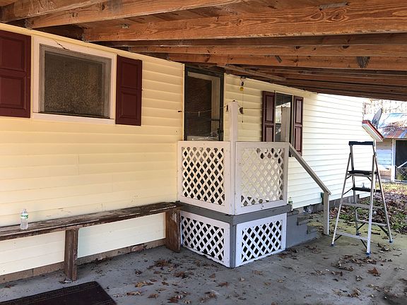 4th image of 1124 Blue Springs Rd