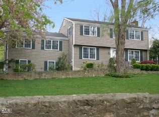 24 Golf Ln, Ridgefield, CT 06877