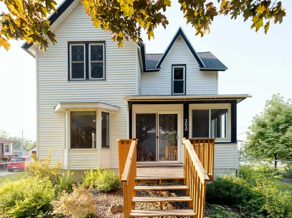 300 Irvin St, West Concord, MN 55985