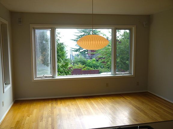 Dining room with Nelson Bubble Lamp