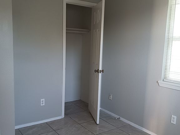 3rd image of 330 S Algeria St