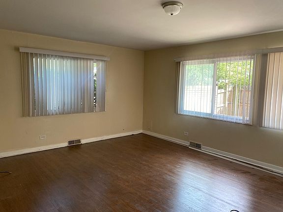 2nd image of 15234 Hastings Dr