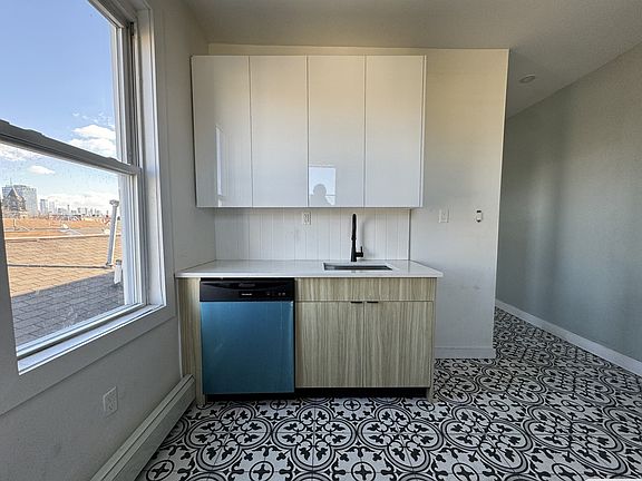 3rd image of 239 Halladay St #2R