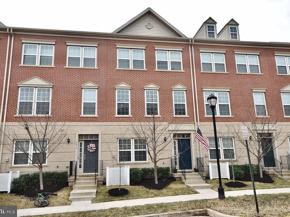 1st image of 7808 Crescent Park Dr