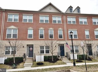 7808 Crescent Park Dr, Gainesville, VA 20155