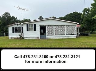 630 Golf Course Rd, Eastman, GA 31023