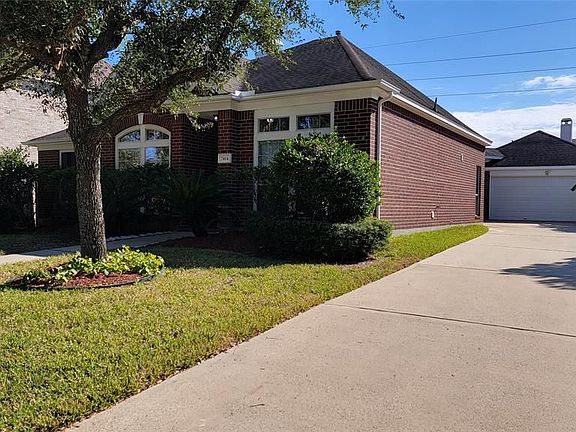 3rd image of 7414 Fall Creek Bnd