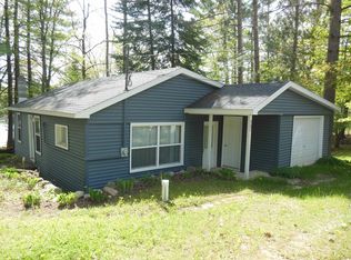 302 Ridge Rd, Harrison, MI 48625