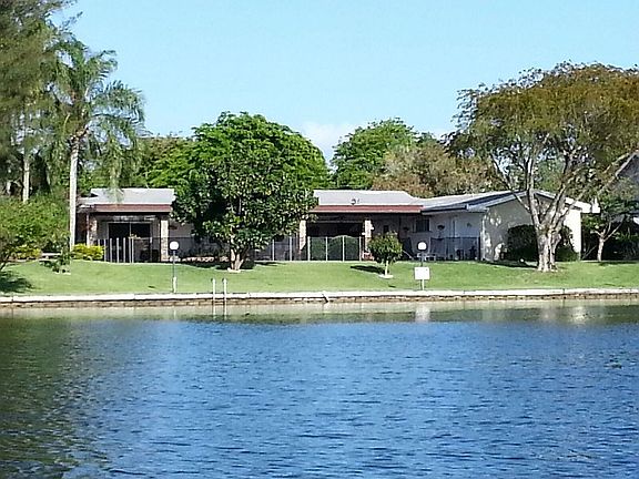Close up from lake