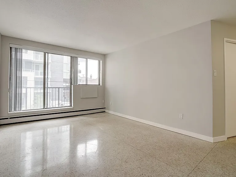 235 Bay St #609 — Photo 2