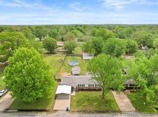 530 N Adair St, Vinita, OK 74301