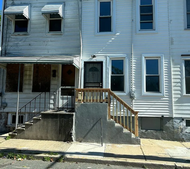 38 Bond St