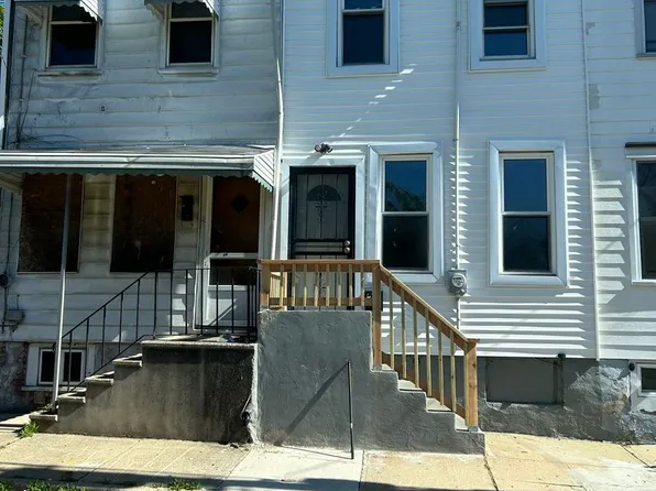38 Bond St, Trenton, NJ 08618