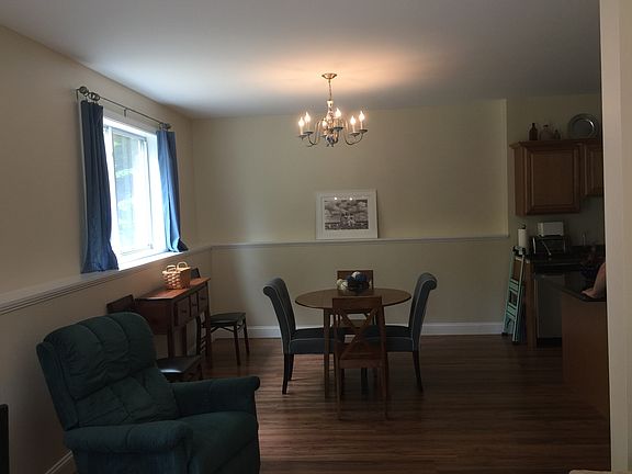 3rd image of 259 Watson Rd APT B