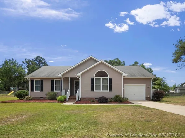 6637 Brookshire St, Fayetteville, NC 28314
