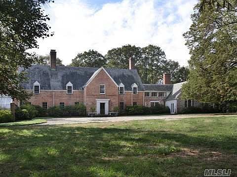 Home for Sale in Old Westbury, NY $9,700,000