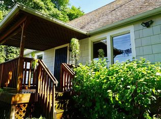 64 NE Farragut St, Portland, OR 97211