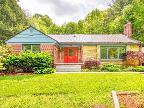 2102 Walnut Creek Rd, Marshall, NC 28753