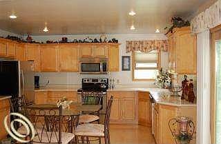 2nd image of 3648 Olde Dominion Dr