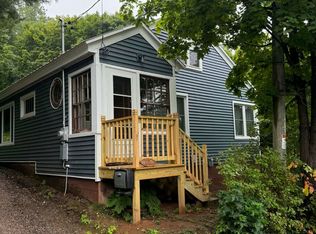 242 Hill St, Ishpeming, MI 49849