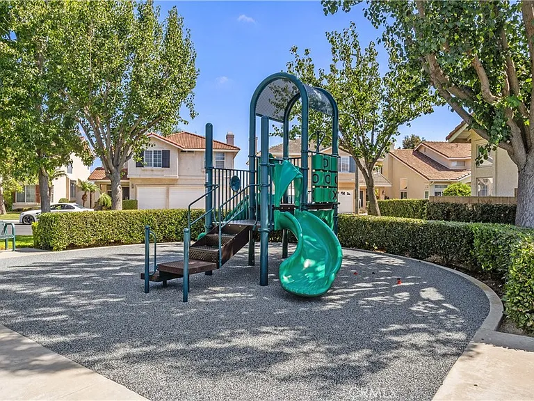 13668 Kingsbridge St — Photo 34