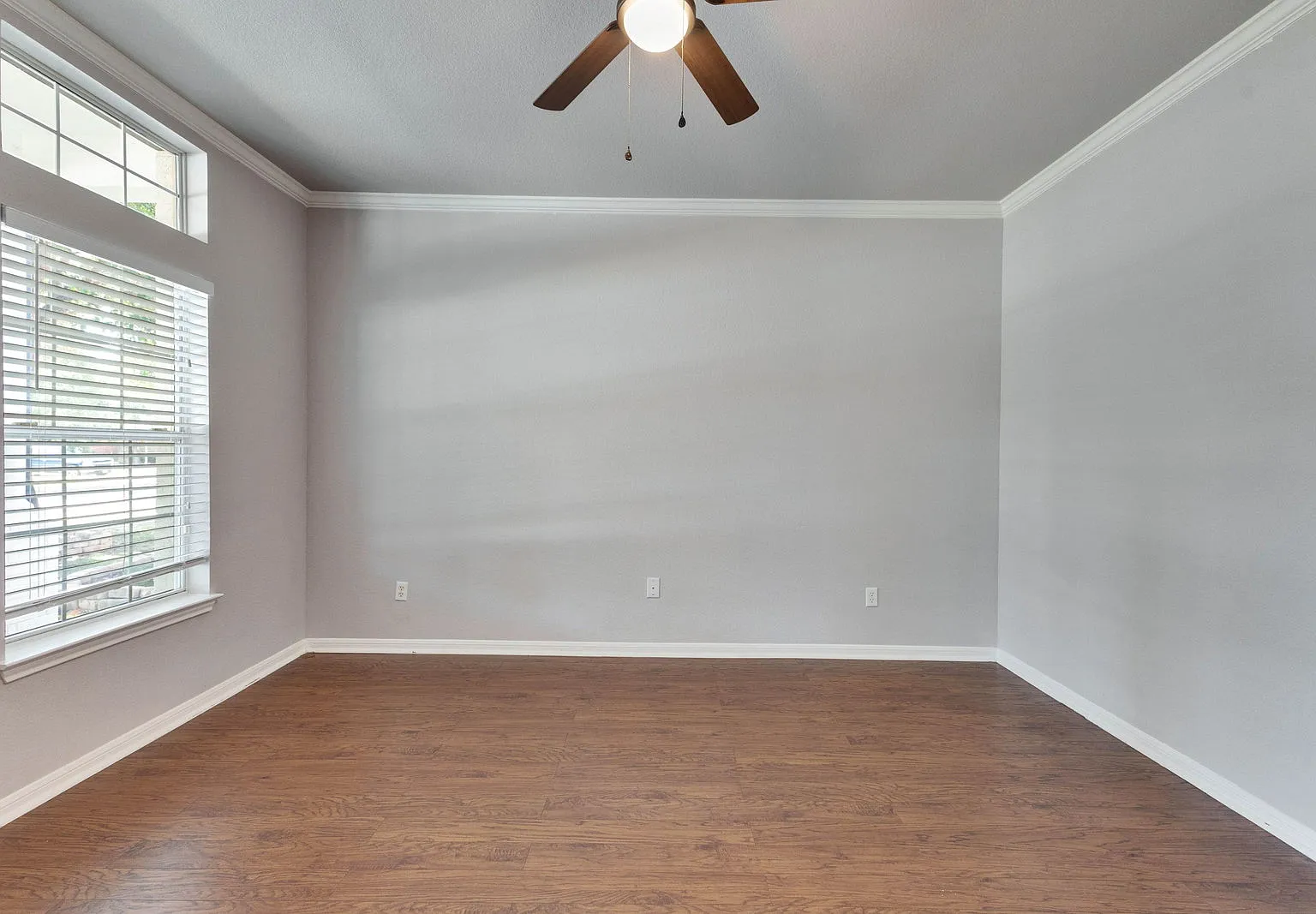 4 bed, 3.5 bath, 4167 sqft, $3,250 — Photo 4