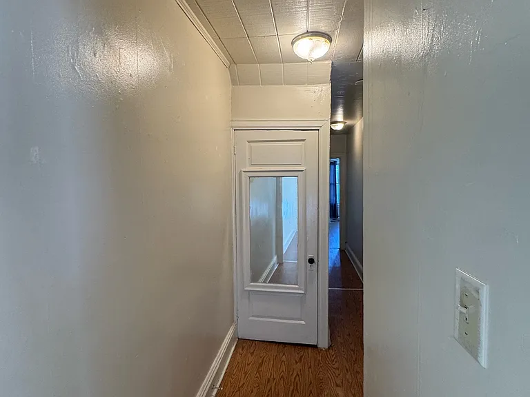 802 Wayne Ave #2 — Photo 10