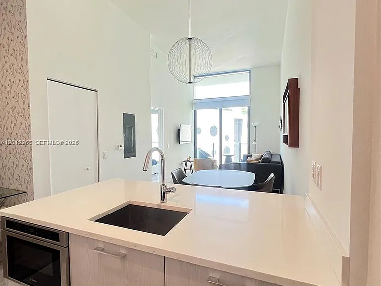 501 NE 31st St #404 — Photo 4