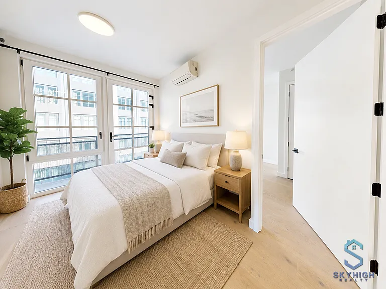 37-25 32nd St #2D — Photo 8