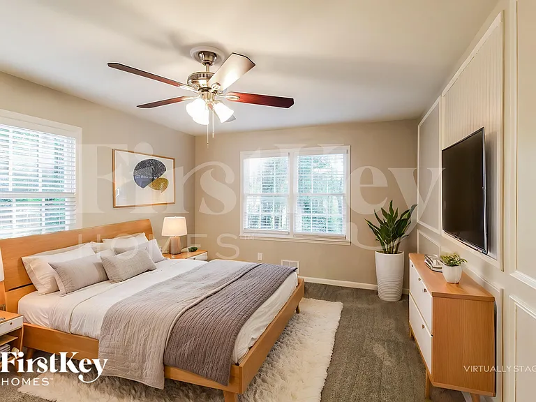 4272 Jade Trl — Photo 10