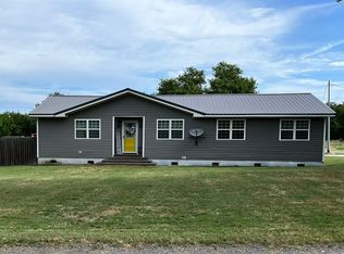 500 Lee Ave, Fitzhugh, OK 74865