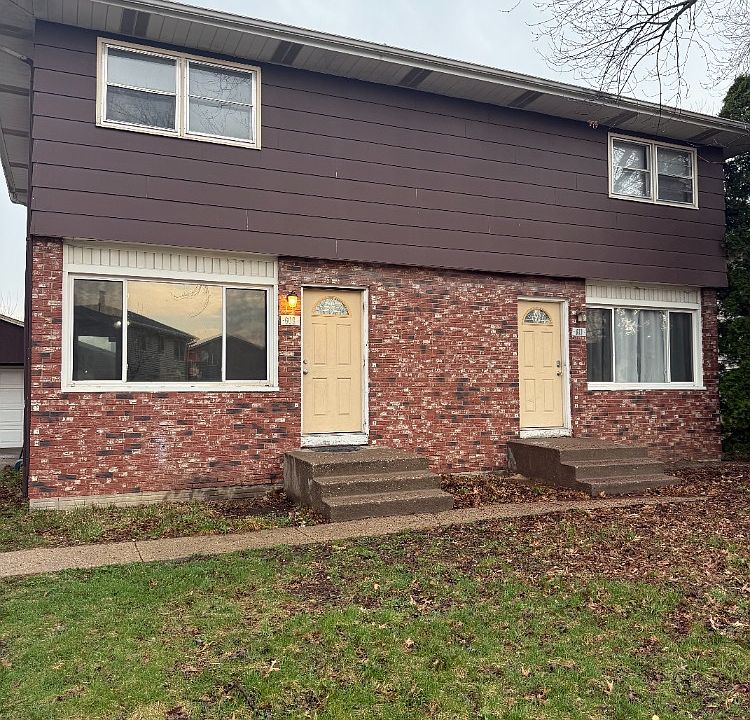 1st image of 609 W 64th St #609