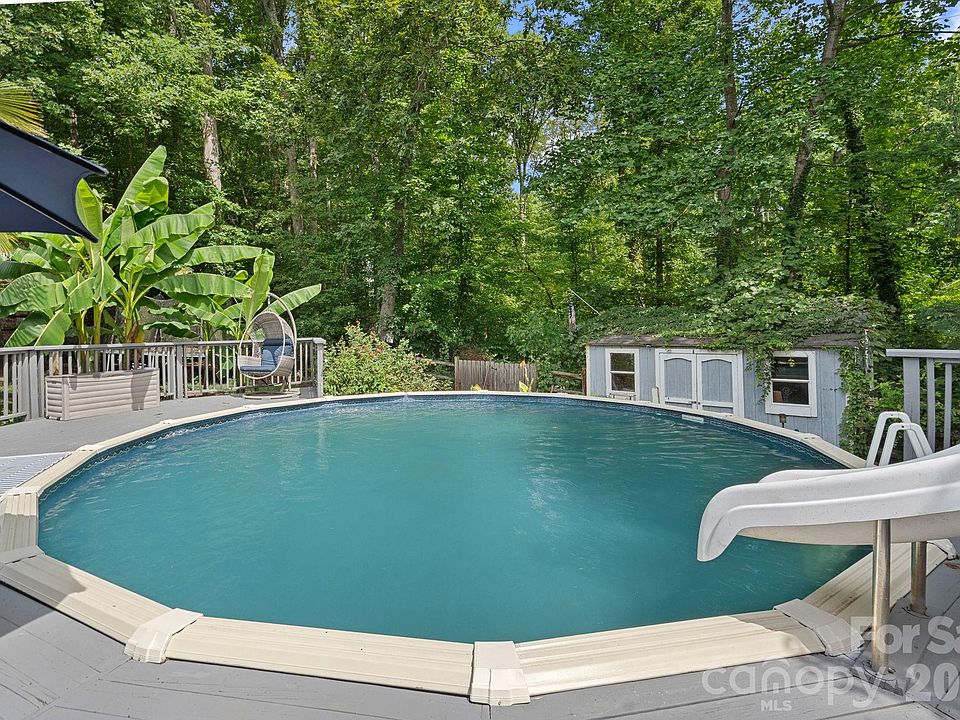 1st image of 16214 Amber Field Dr