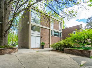 11539 Maple Ridge Rd, Reston, VA 20190