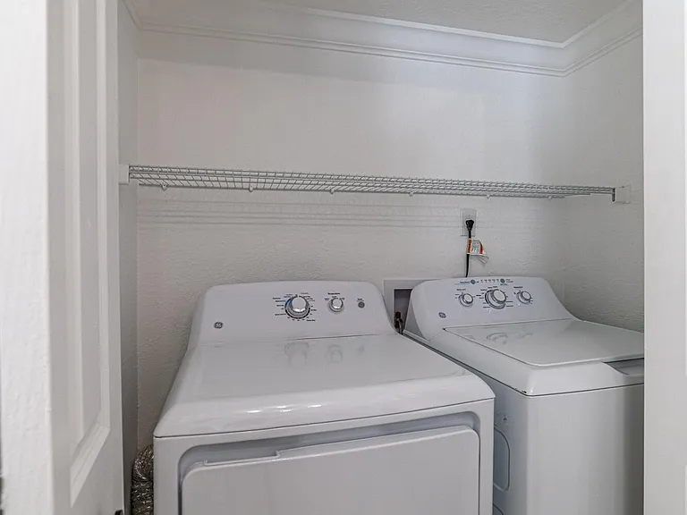 815 W Boynton Beach Blvd #12-106 — Photo 25