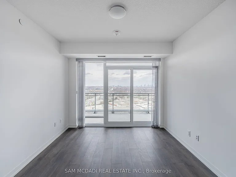 2520 Eglinton Ave W #1714 — Photo 10