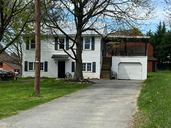 236 W State St, Quarryville, PA 17566